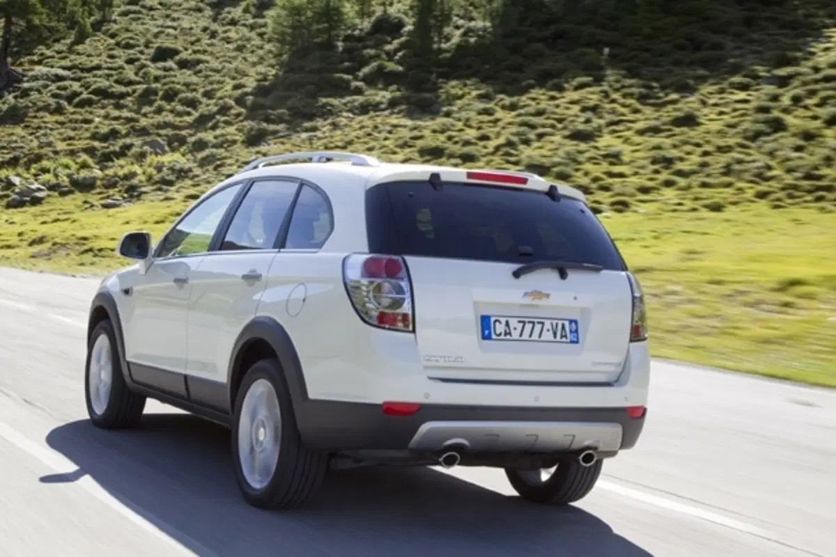 Chevrolet Captiva restyling 2011 (10)