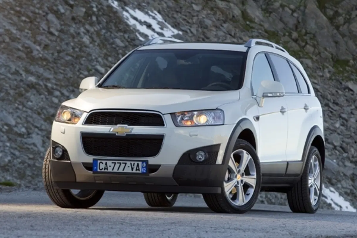 Chevrolet Captiva restyling 2011 (12)