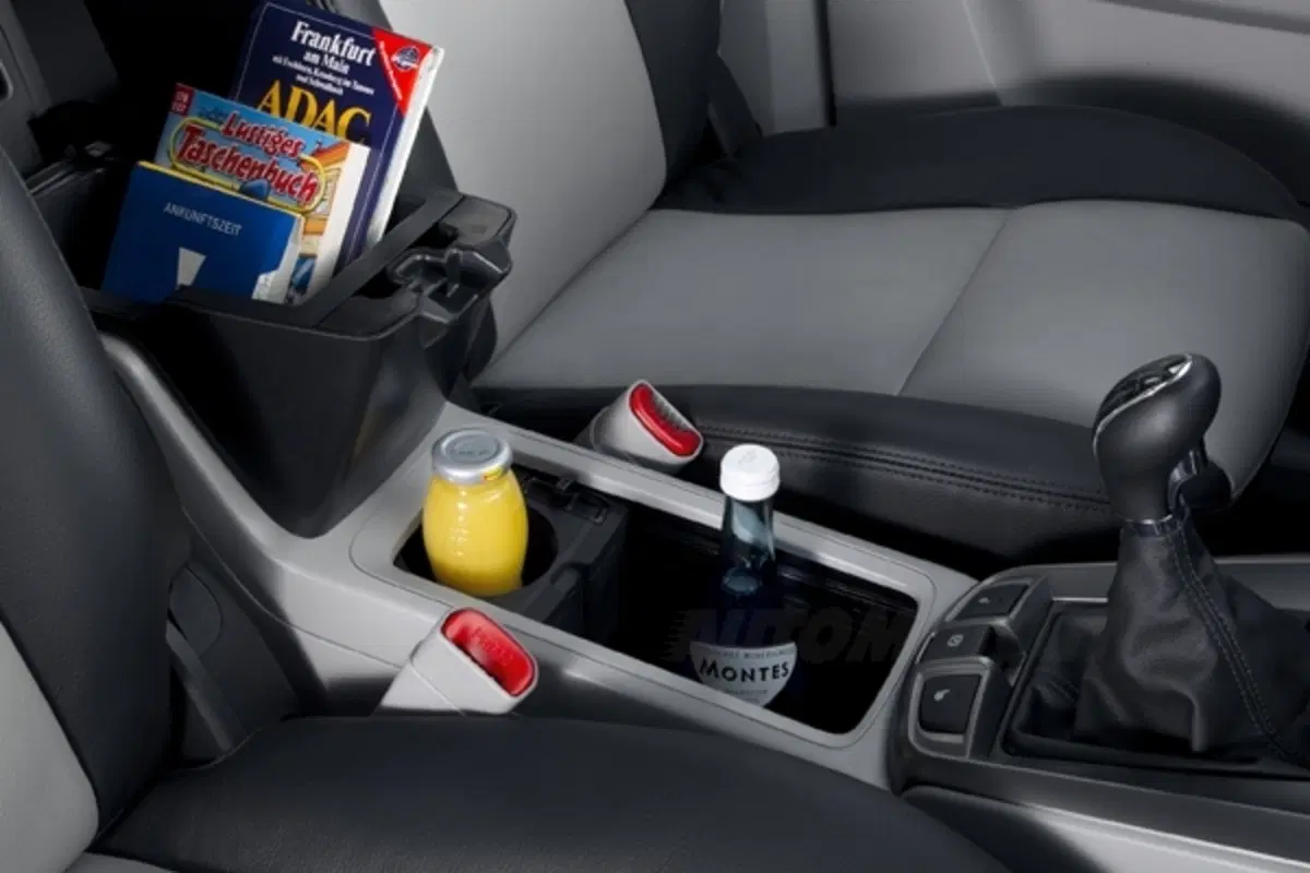 Chevrolet Captiva restyling 2011 (20)