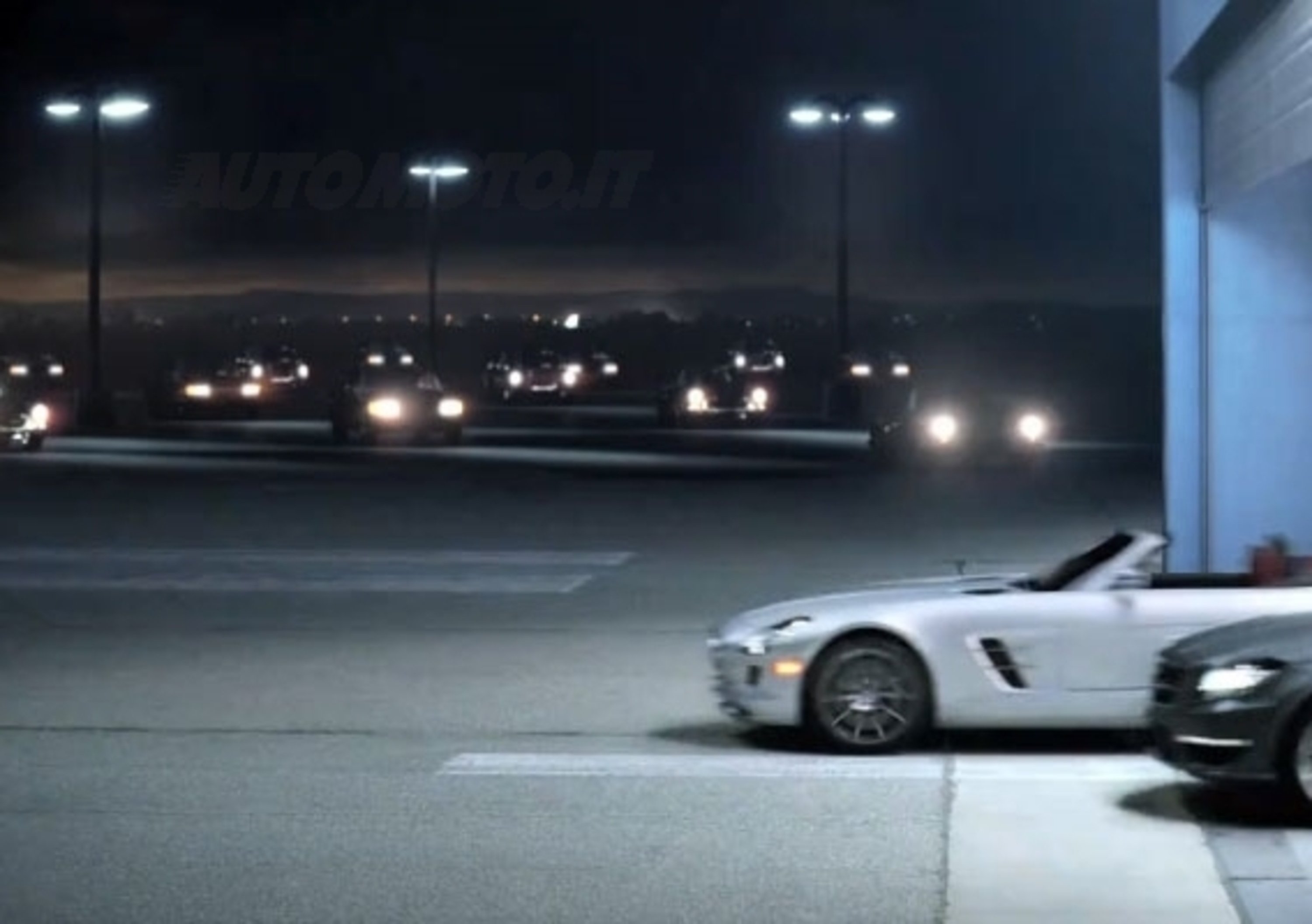 Mercedes SLS AMG Roadster - debutta al Super Bowl