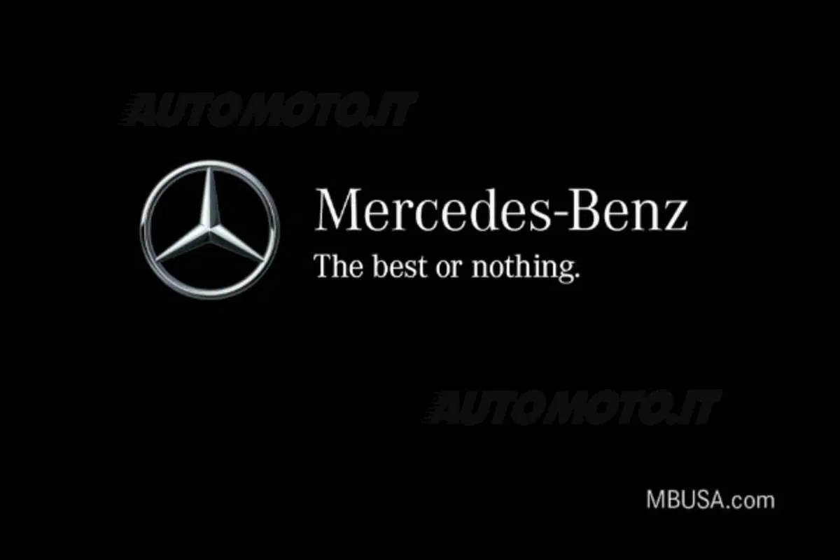 Mercedes SLS AMG Roadster - debutta al Super Bowl (8)