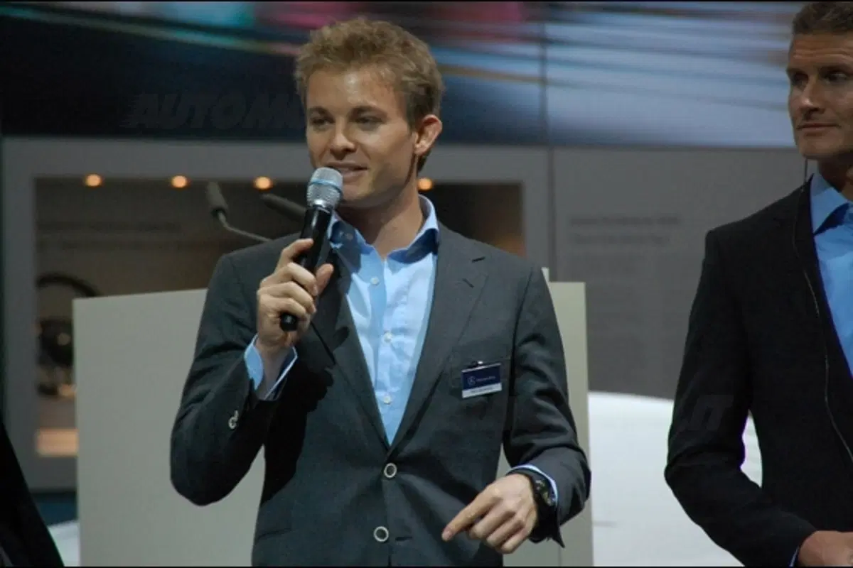 Mercedes SLK: vis à vis con Gordon Wagner (36)