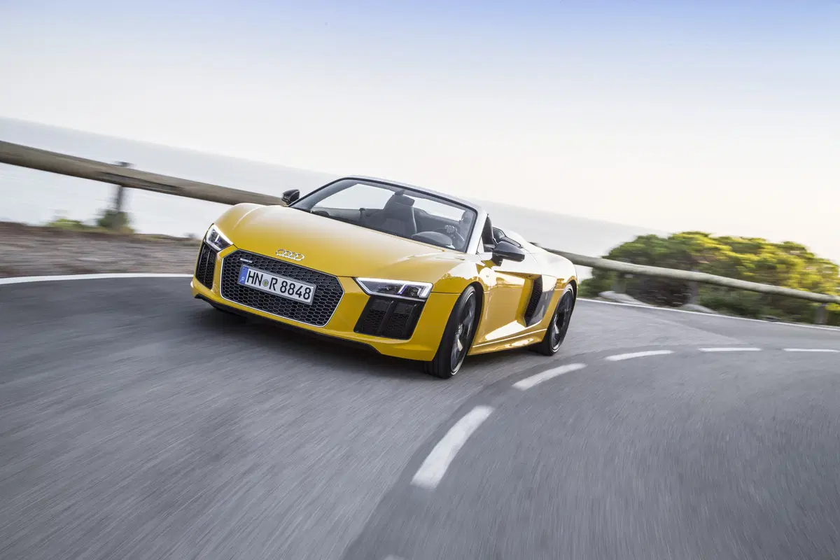 Audi R8 Spyder [Video primo test] (7)