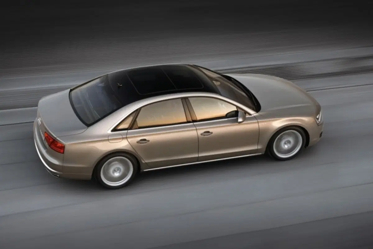 Audi A8 L W12