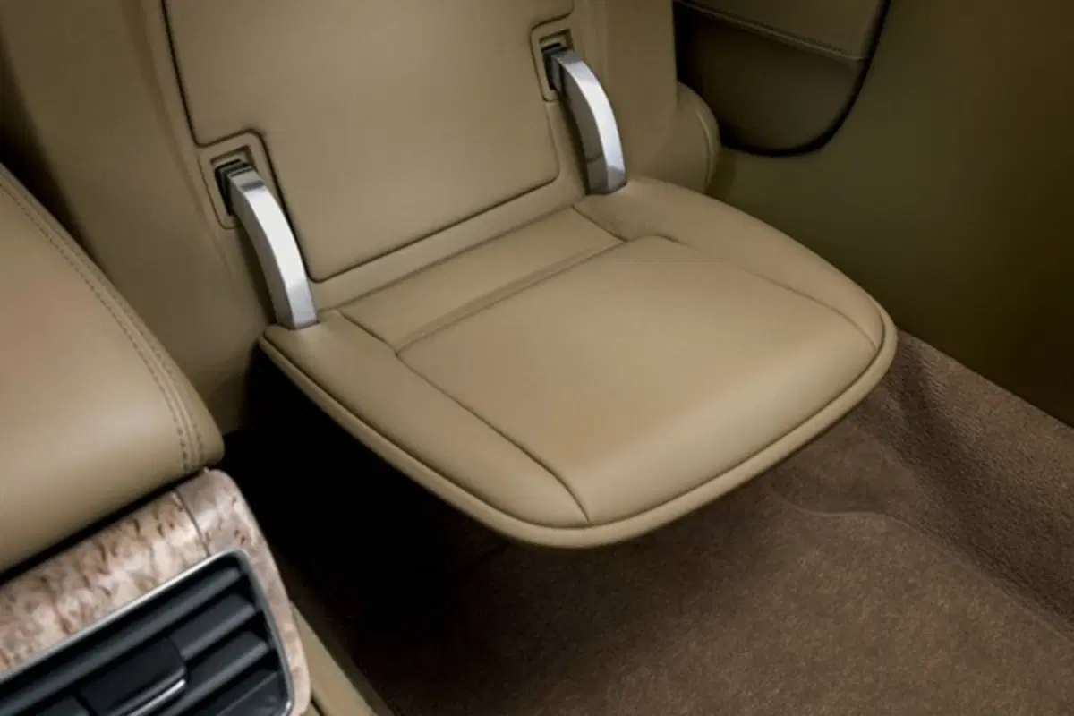 Audi A8 L W12 (15)
