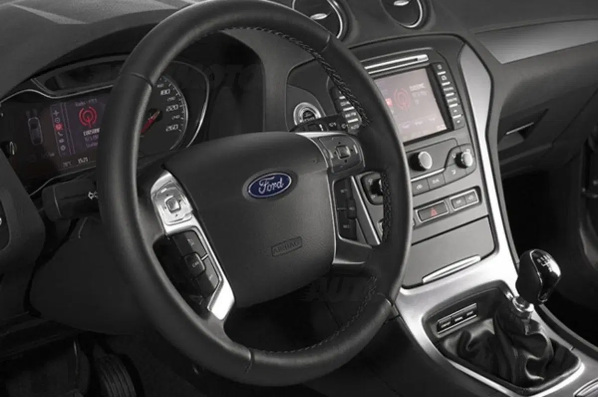 Ford Mondeo ECOnetic (17)