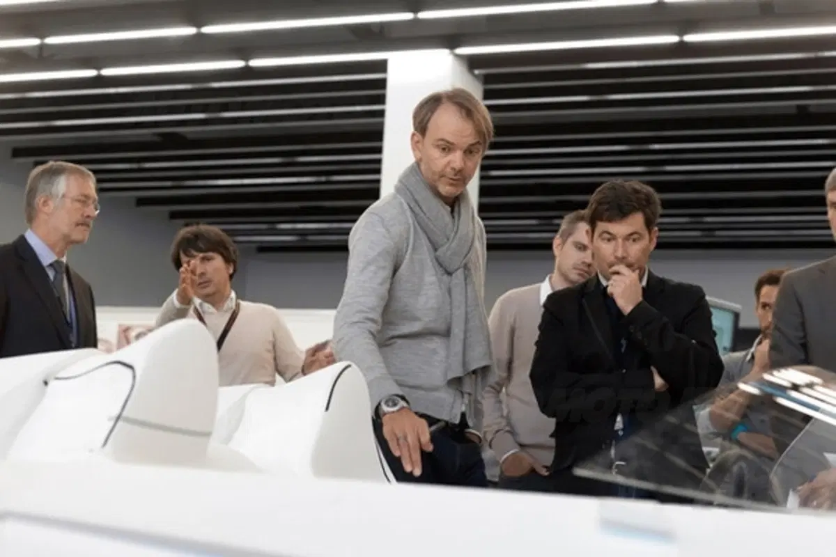 BMW Vision ConnectedDrive (32)