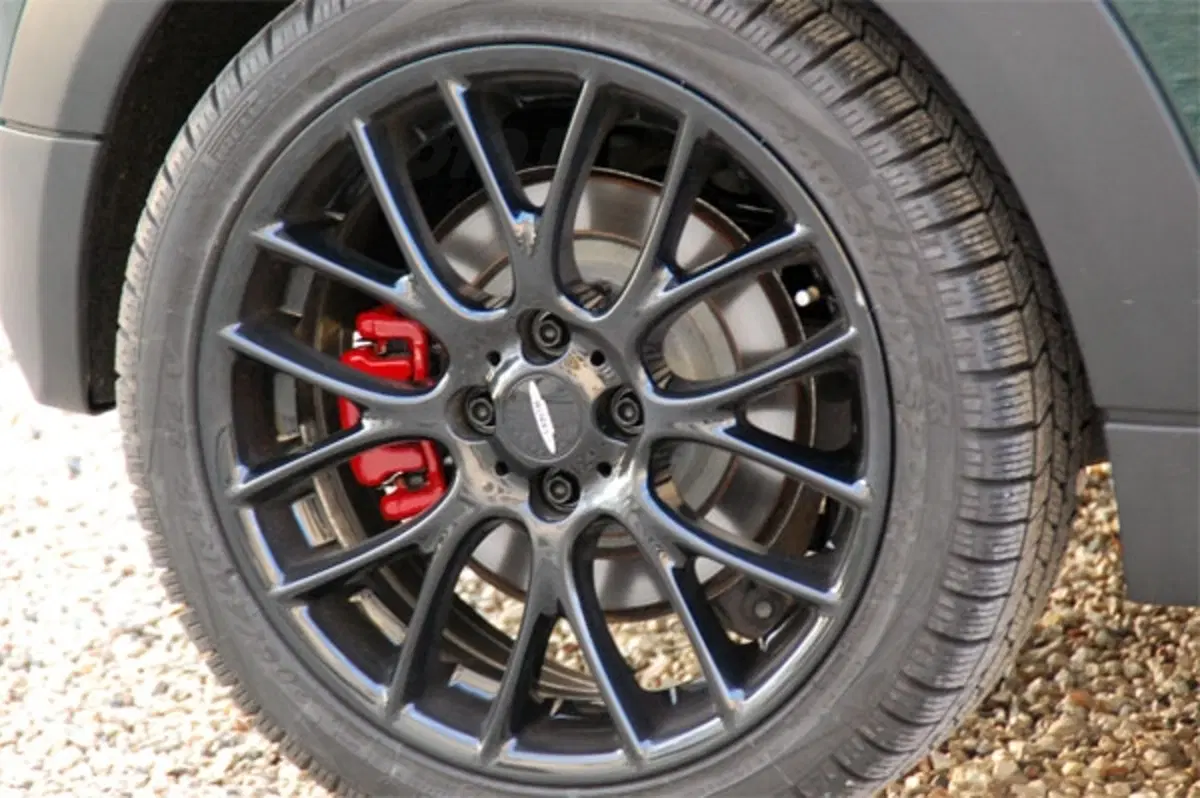 Mini John Cooper Works Cabrio (16)