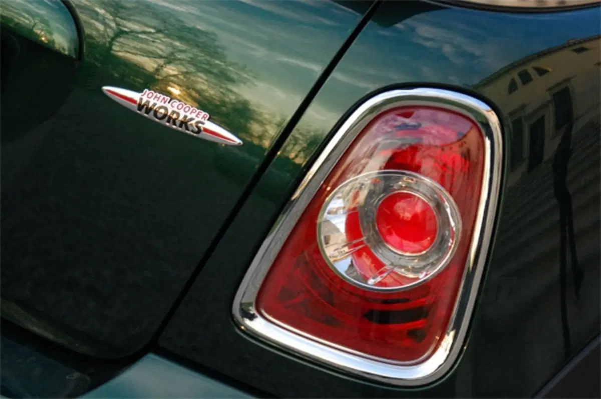 Mini John Cooper Works Cabrio (17)