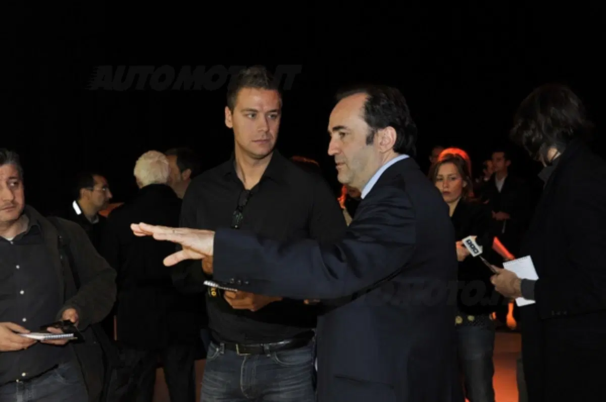 McLaren MP4-12C: le prestazioni ufficiali (12)