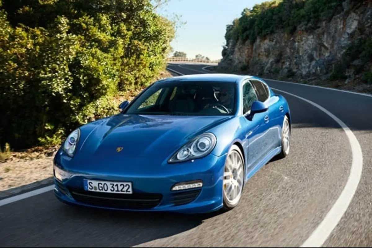 Porsche Panamera S Hybrid (2)