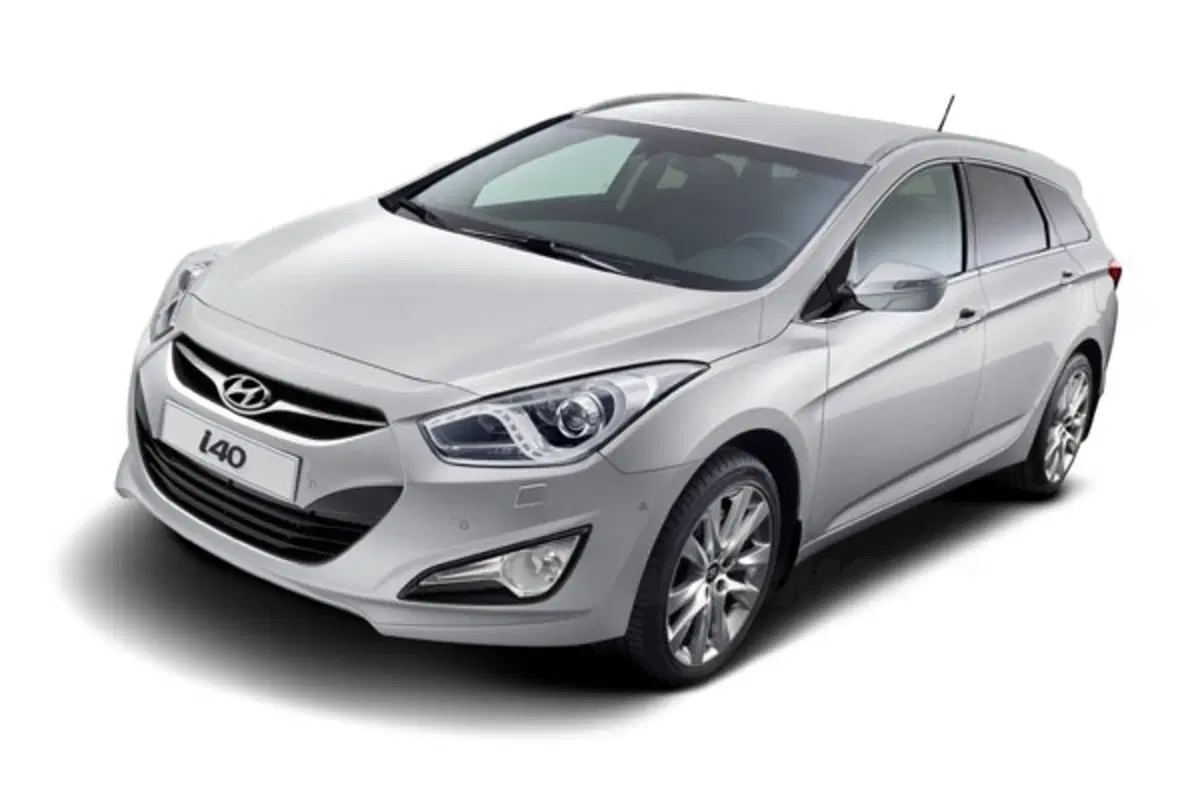 Hyundai i40 Wagon: prime immagini ufficiali (2)