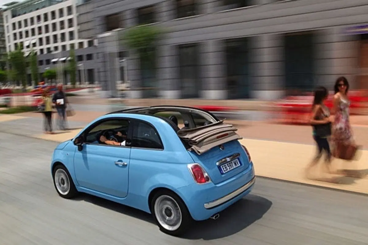 Fiat 500 e 500C TwinAir 2011 (3)