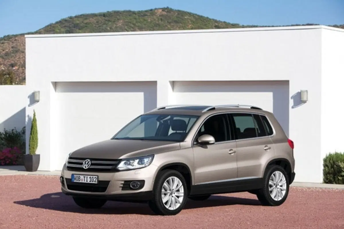 Volkswagen Tiguan 2011 (8)