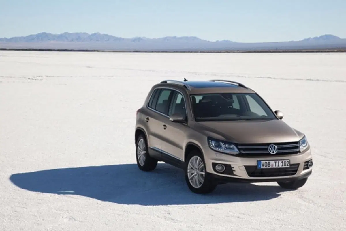 Volkswagen Tiguan 2011 (11)