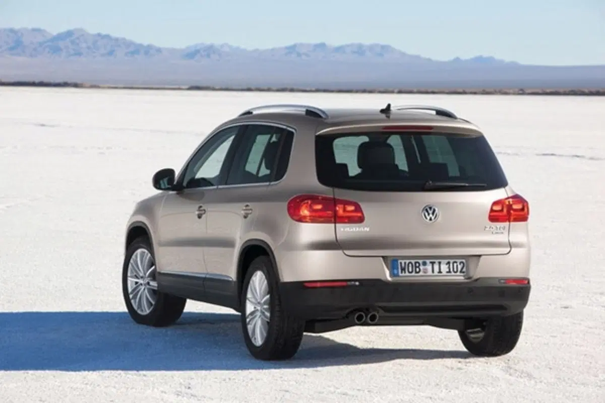 Volkswagen Tiguan 2011 (12)