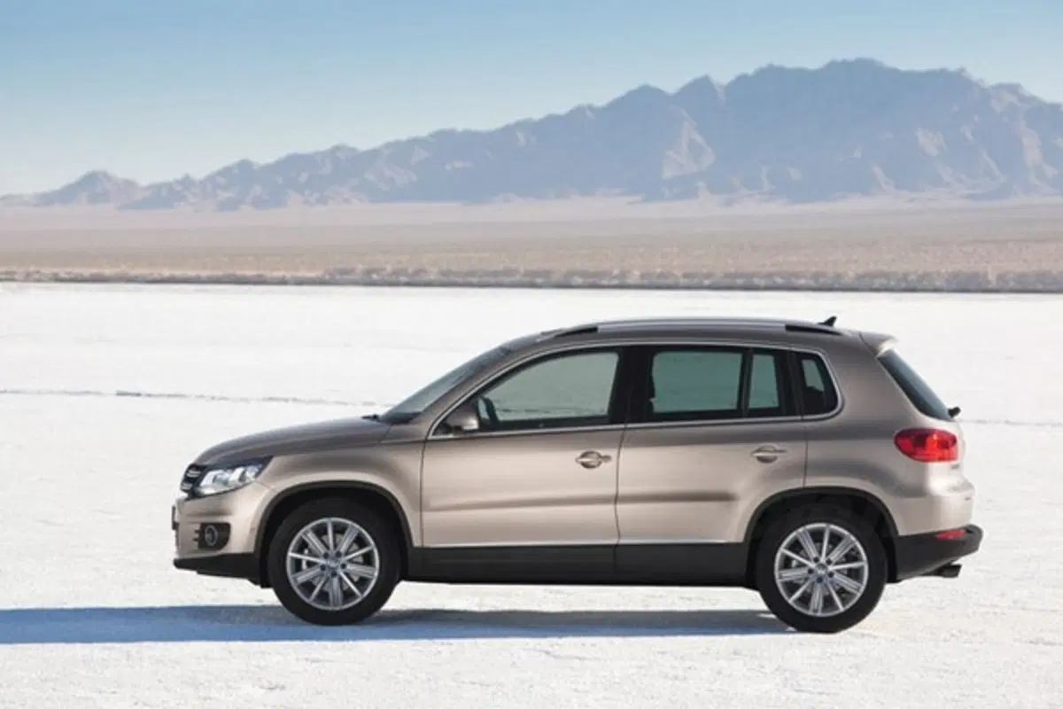 Volkswagen Tiguan 2011 (14)