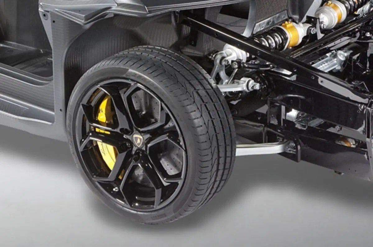 Lamborghini Aventador - come è fatta (9)