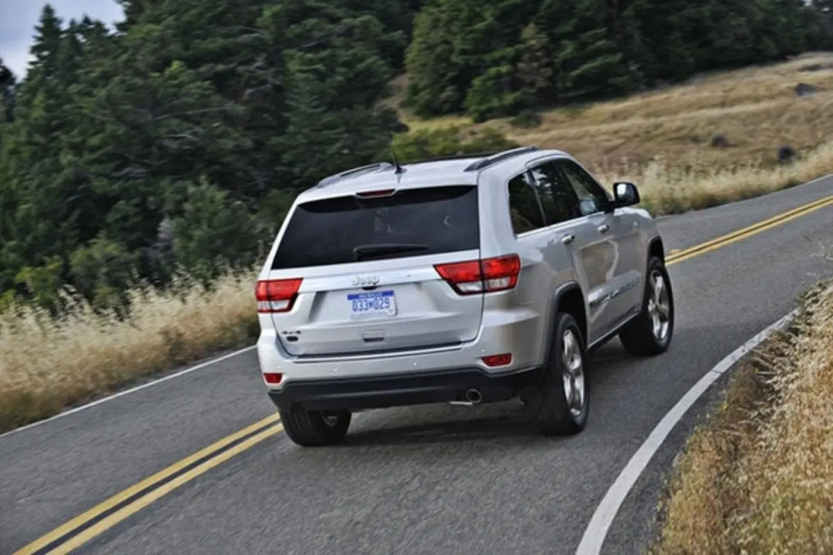 Jeep Grand Cherokee 3.0 diesel CRD (4)