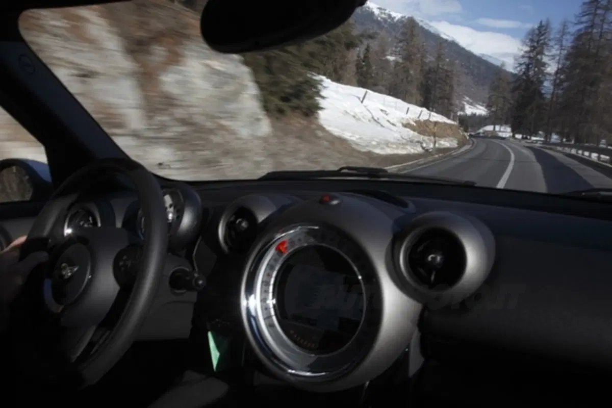 Su ghiaccio e neve con la Mini Countryman All4 (7)