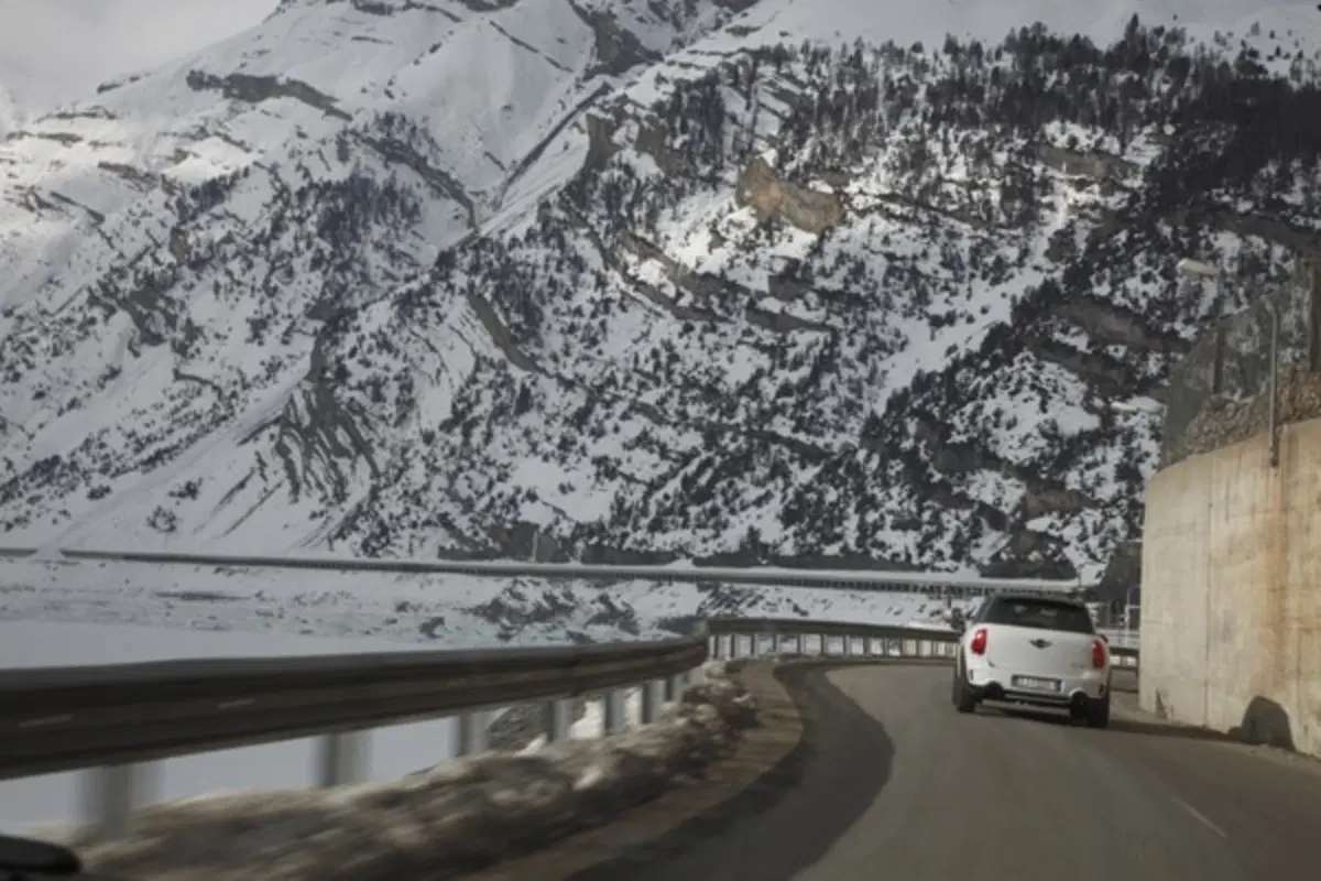 Su ghiaccio e neve con la Mini Countryman All4 (19)