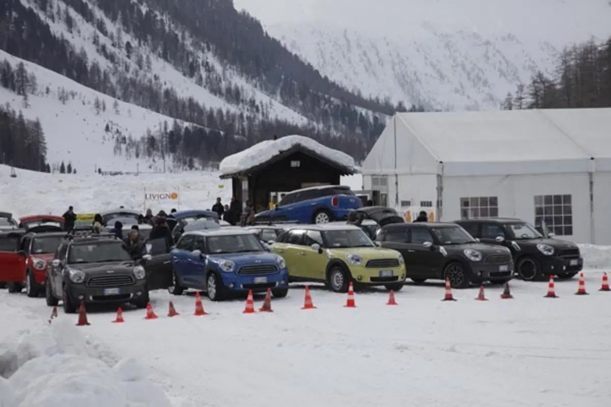 Su ghiaccio e neve con la Mini Countryman All4 (24)