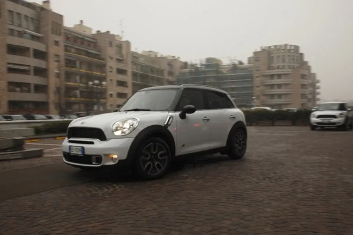 Su ghiaccio e neve con la Mini Countryman All4 (36)