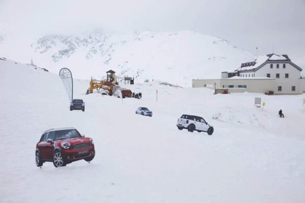 Su ghiaccio e neve con la Mini Countryman All4 (51)