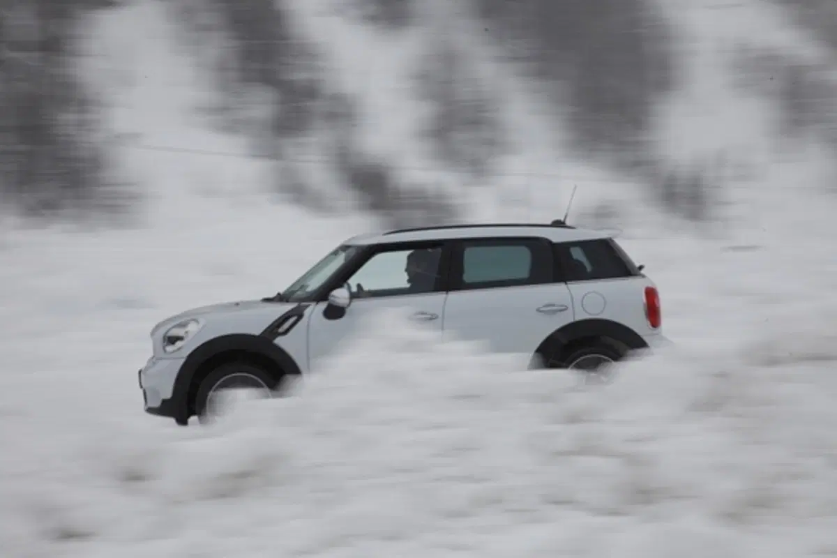 Su ghiaccio e neve con la Mini Countryman All4 (56)