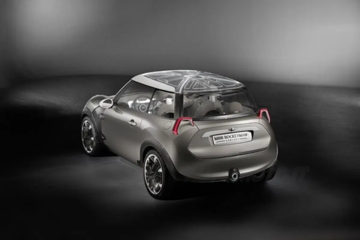Mini Rocketman Concept (7)