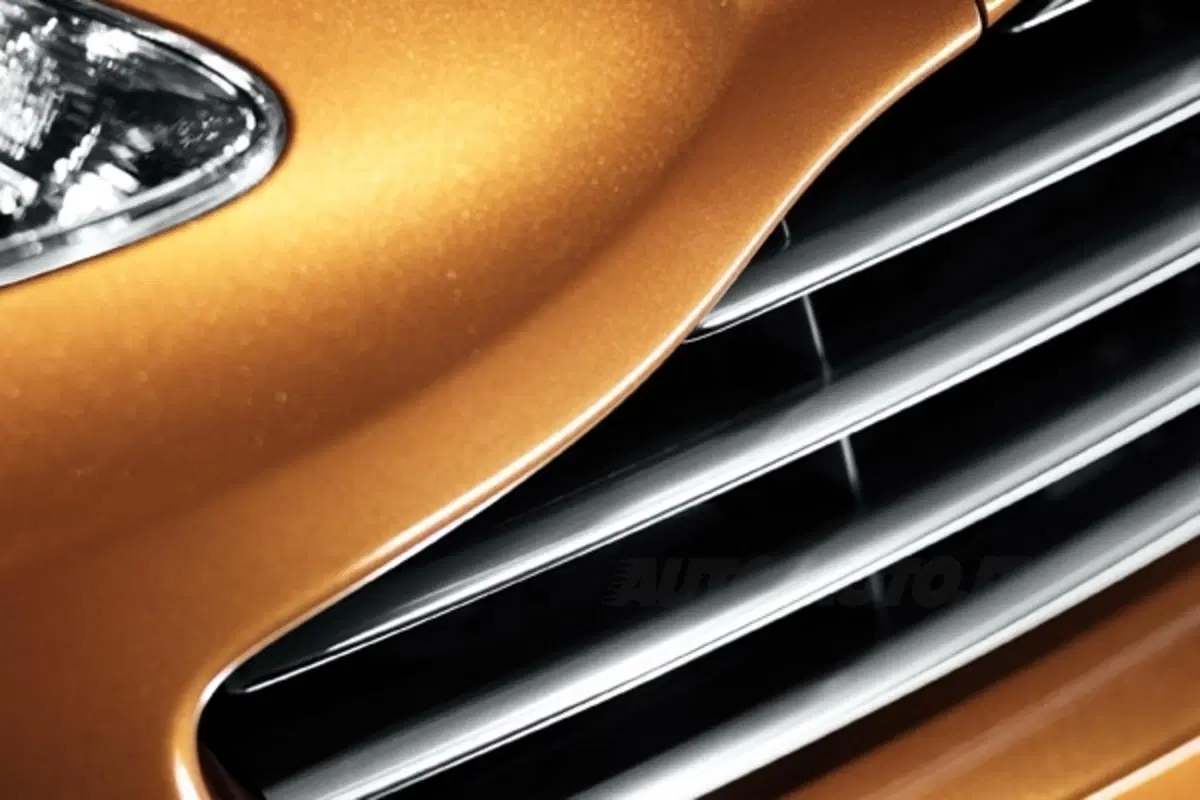 Aston Martin Virage (14)