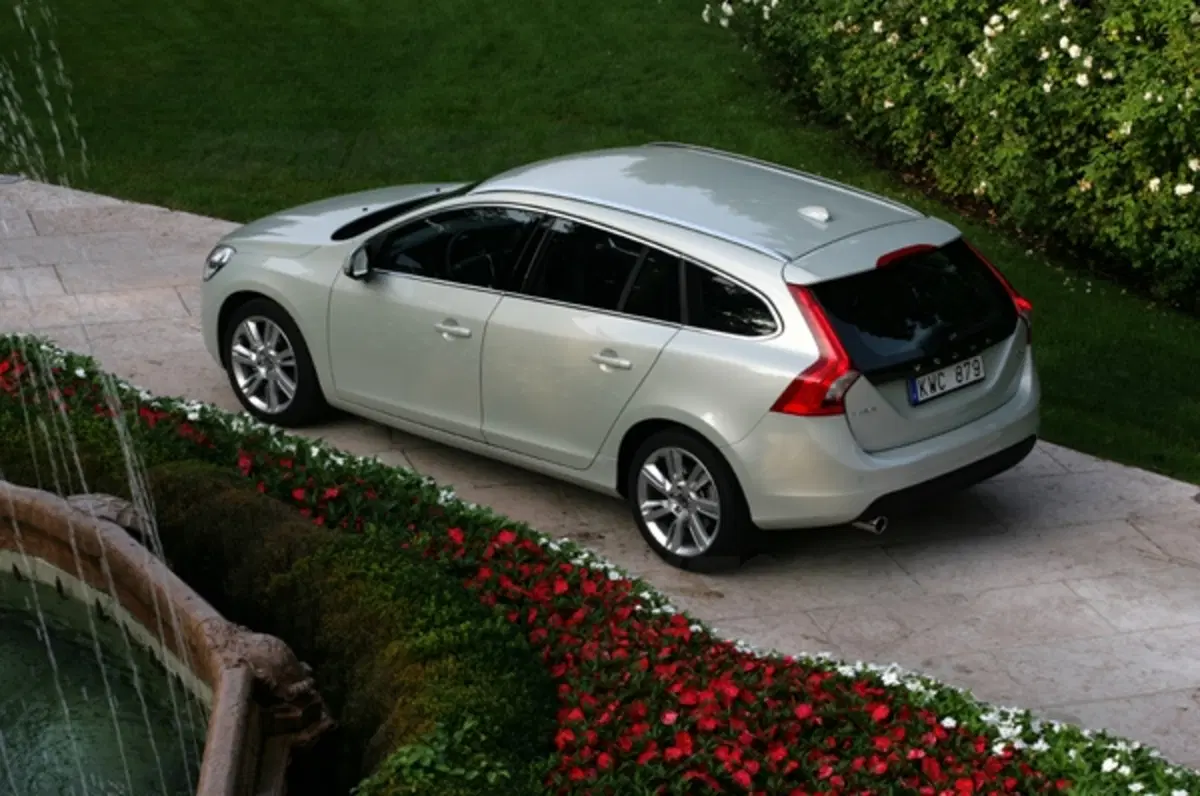 Volvo S60 e V60 DRIVe (10)