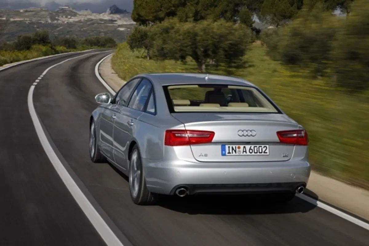Audi A6: ecco le 2.0 e 3.0 TDI da 177 e 204 CV (5)