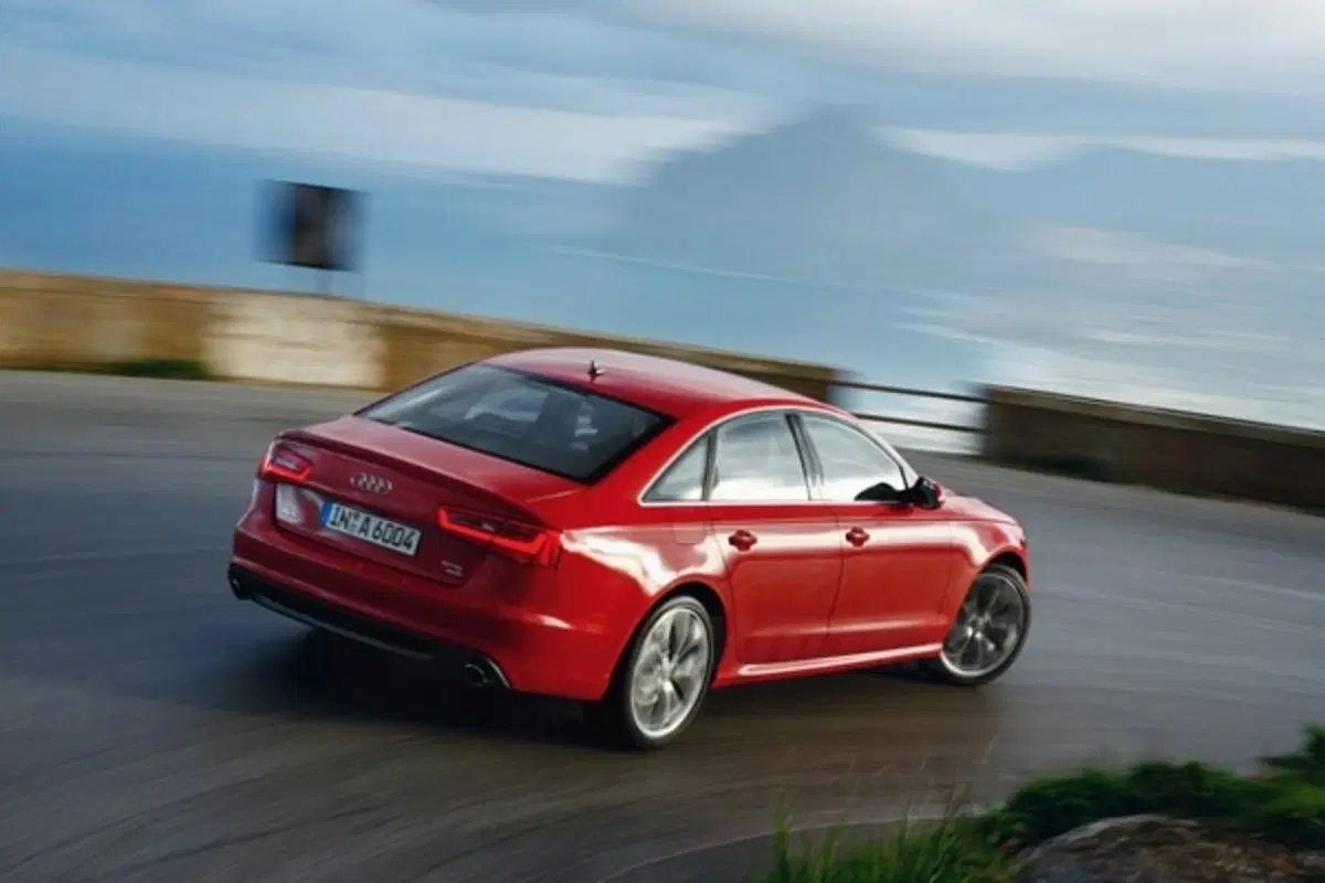 Audi A6: ecco le 2.0 e 3.0 TDI da 177 e 204 CV (8)