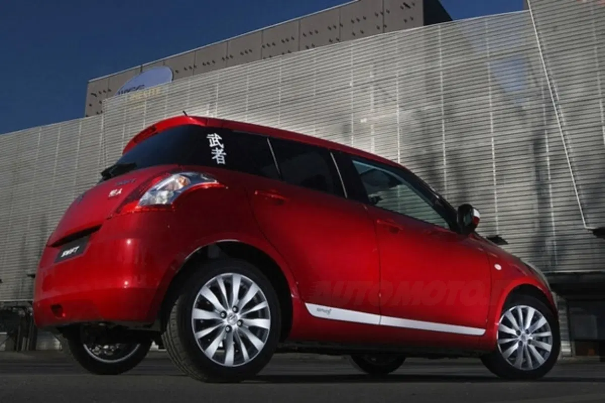 Suzuki Swift Samurai Design (4)