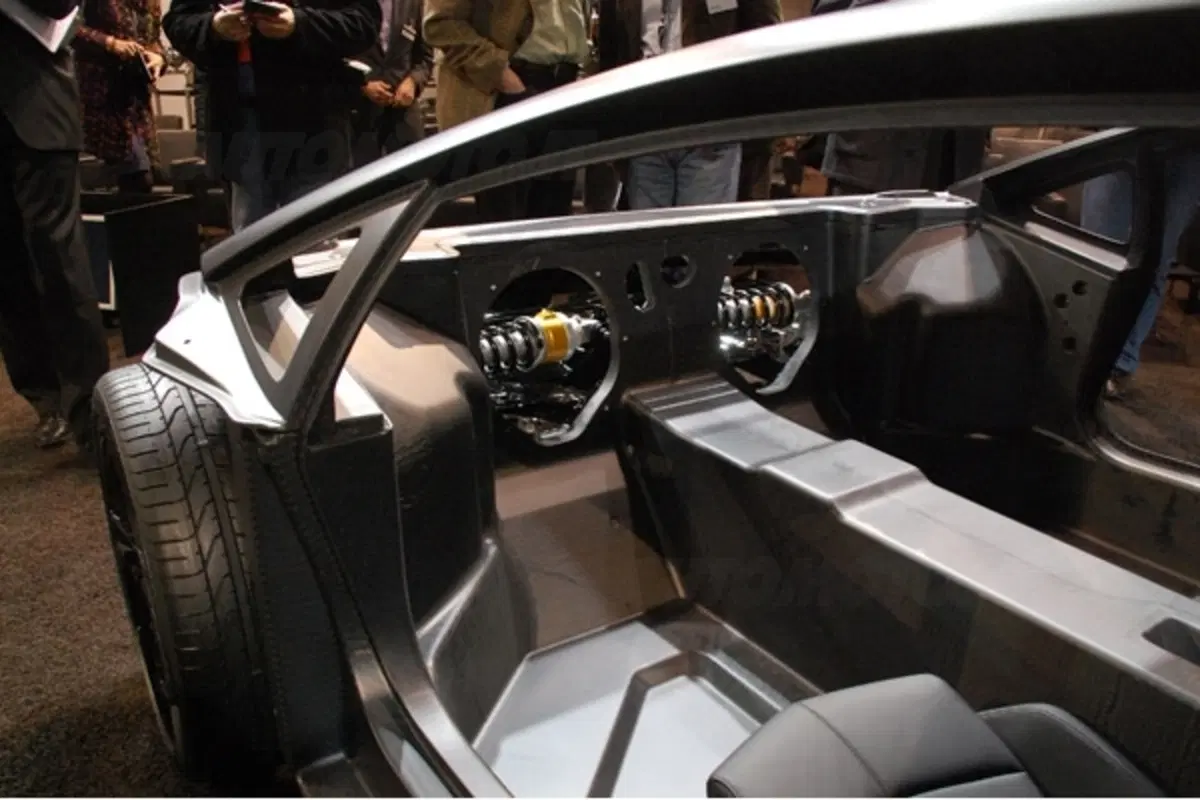 Lamborghini Aventador ai raggi X (18)