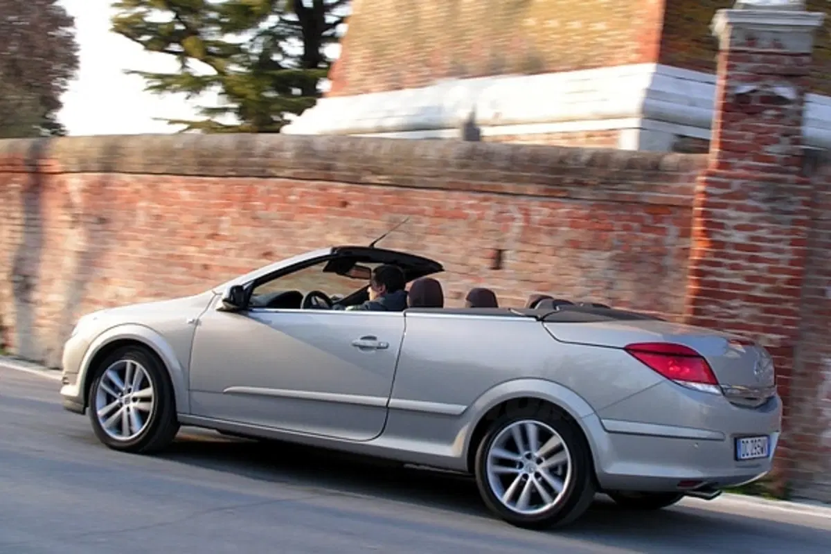 Opel Astra Cabrio: è ufficiale, si farà (2)