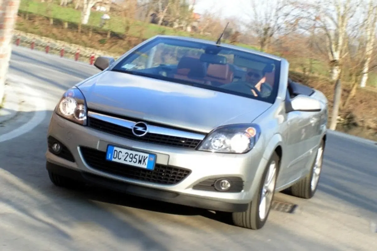 Opel Astra Cabrio: è ufficiale, si farà (3)