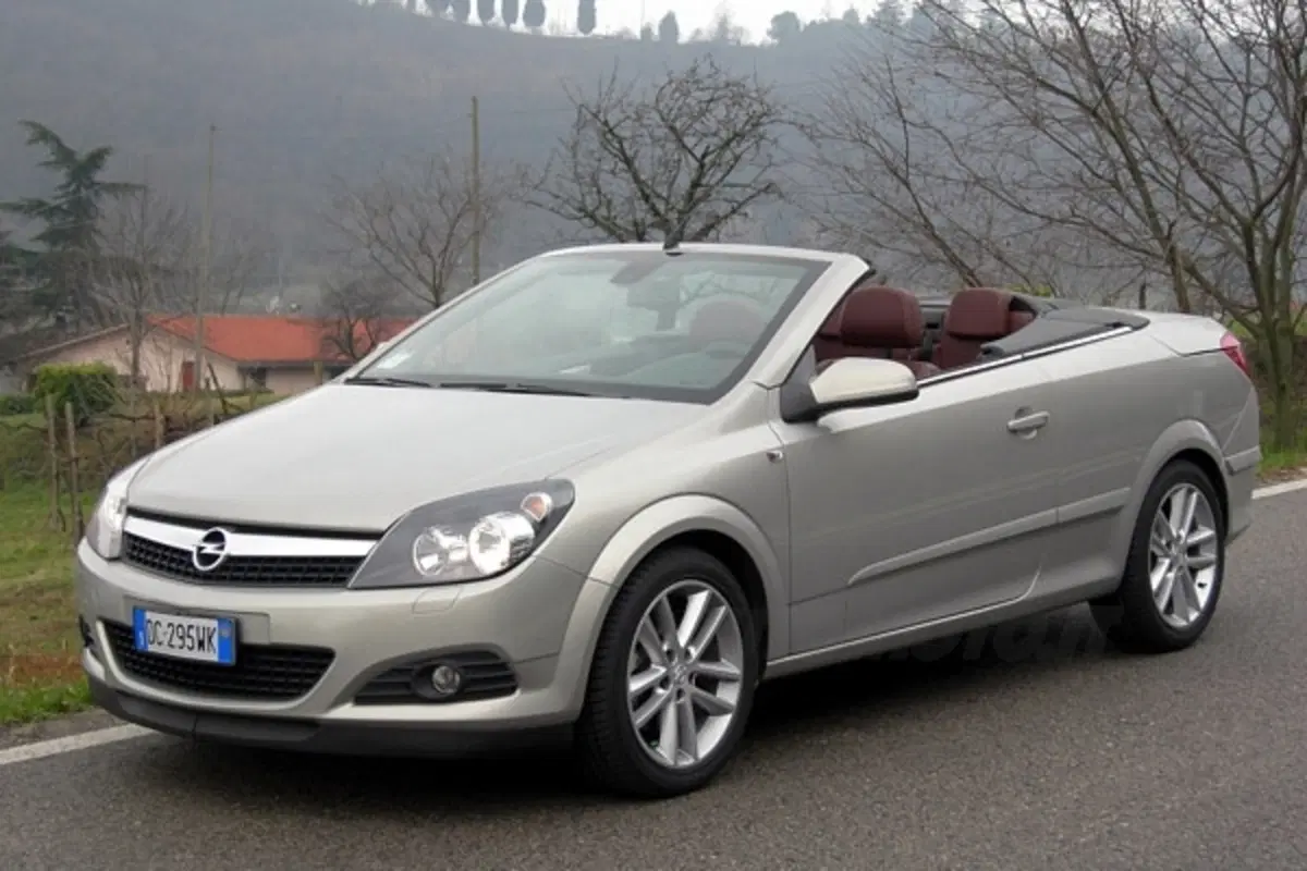 Opel Astra Cabrio: è ufficiale, si farà (9)