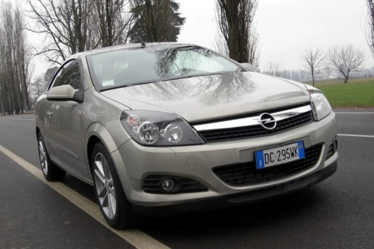 Opel Astra Cabrio: è ufficiale, si farà (12)