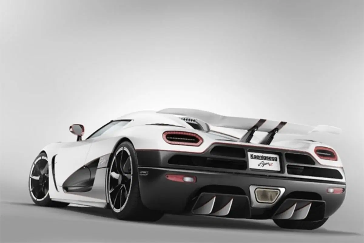Koenigsegg Agera R (2)
