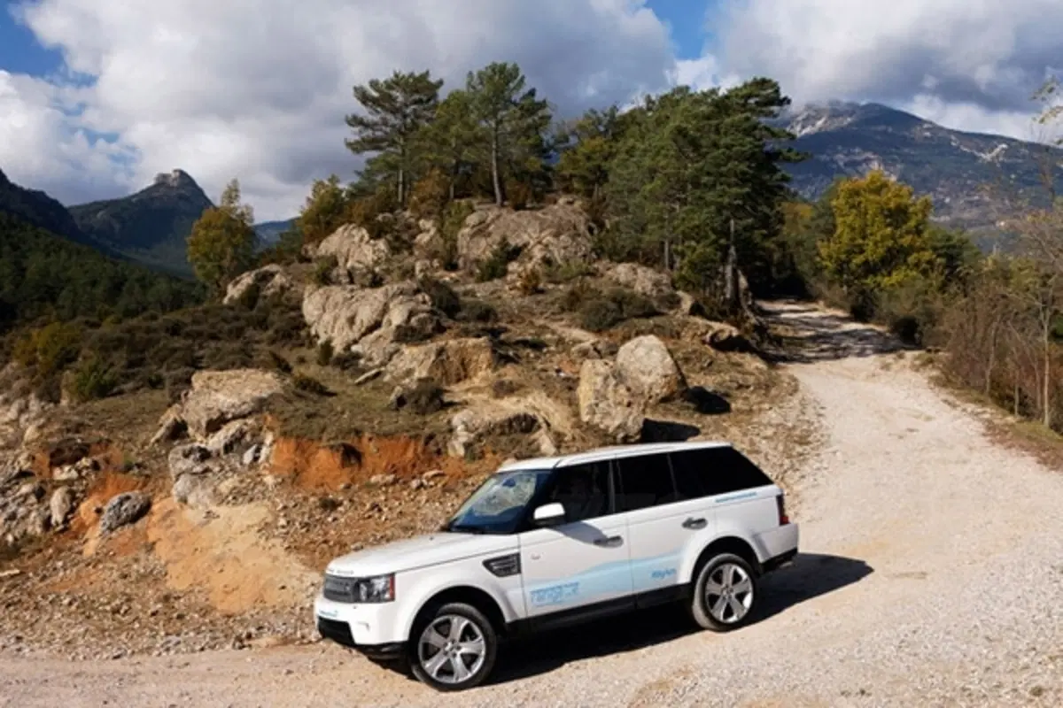 Land Rover Range_e (4)