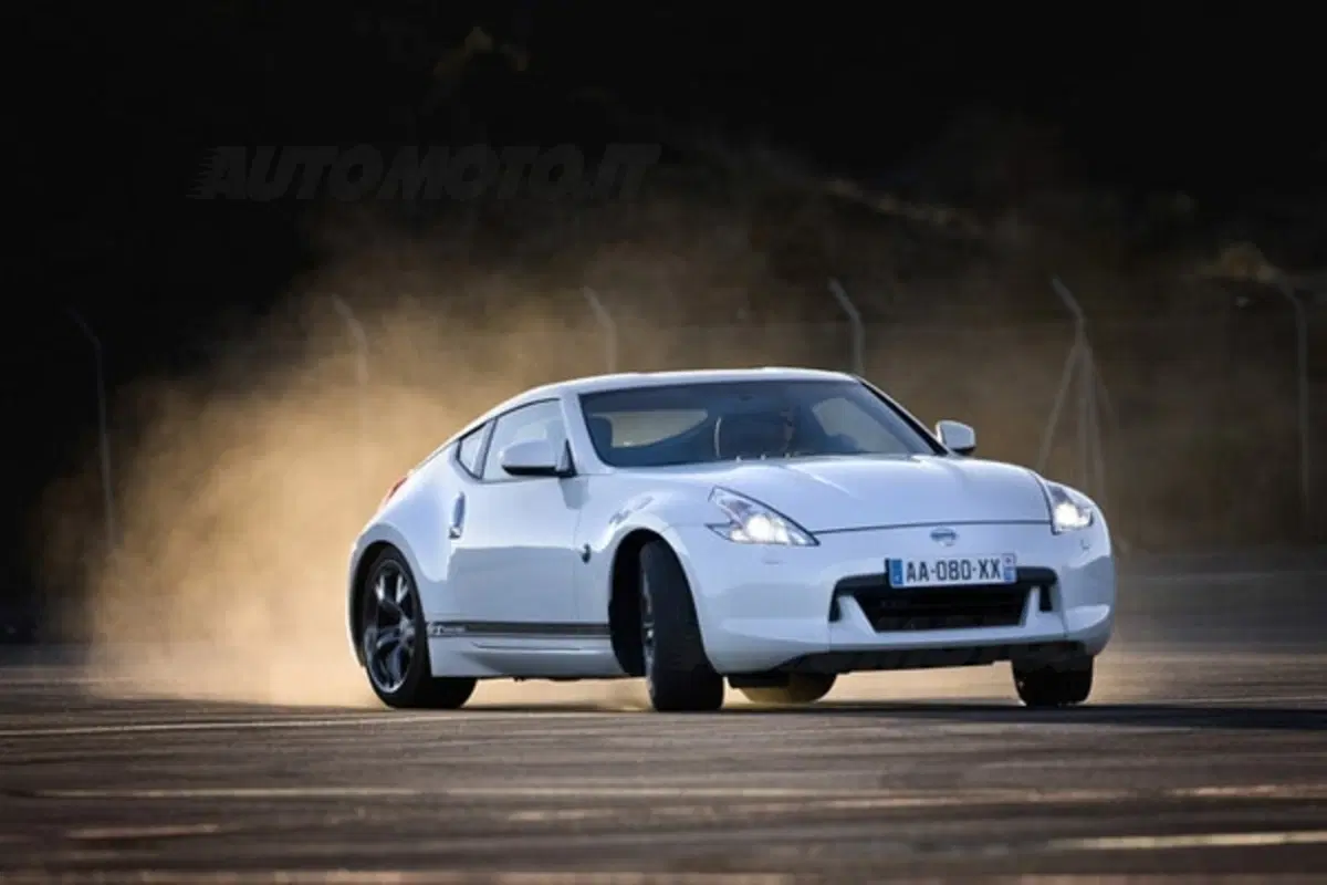 Nissan 370Z GT Edition (2)