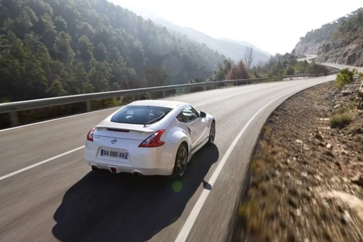 Nissan 370Z GT Edition (7)