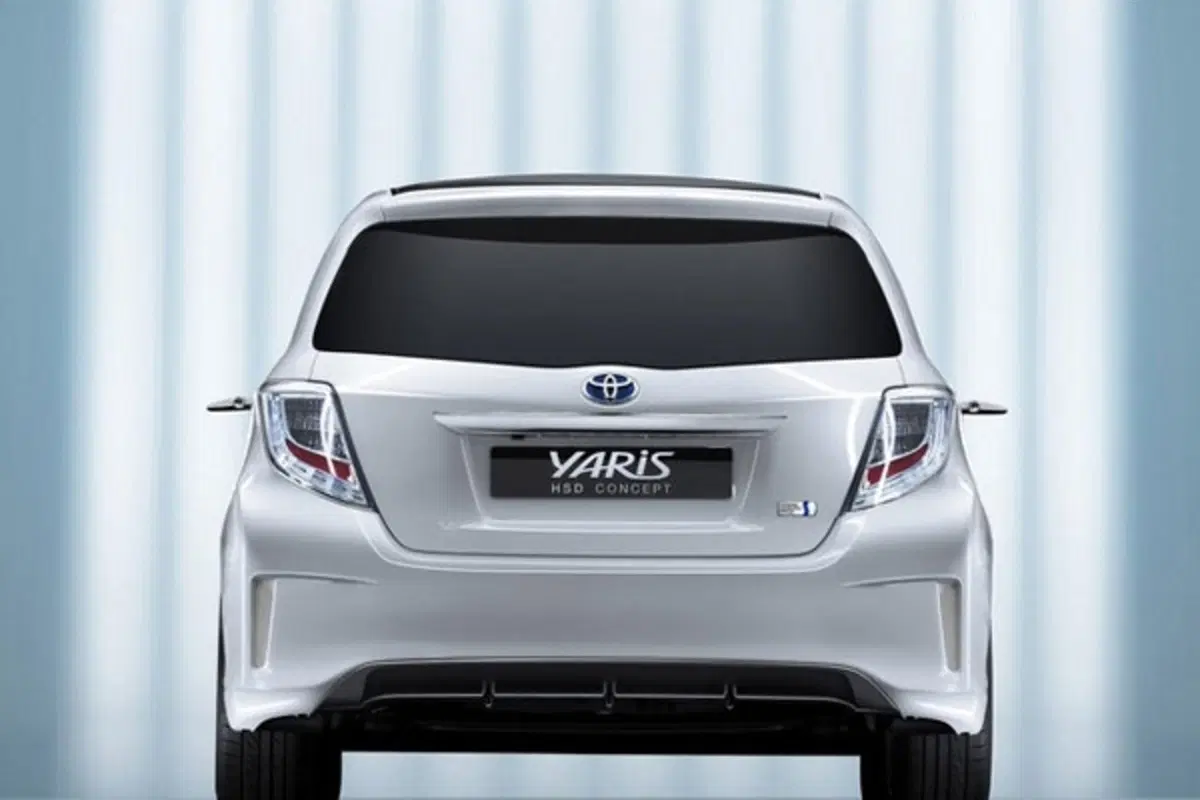 Toyota Yaris HSD Concept - nata ibrida (13)