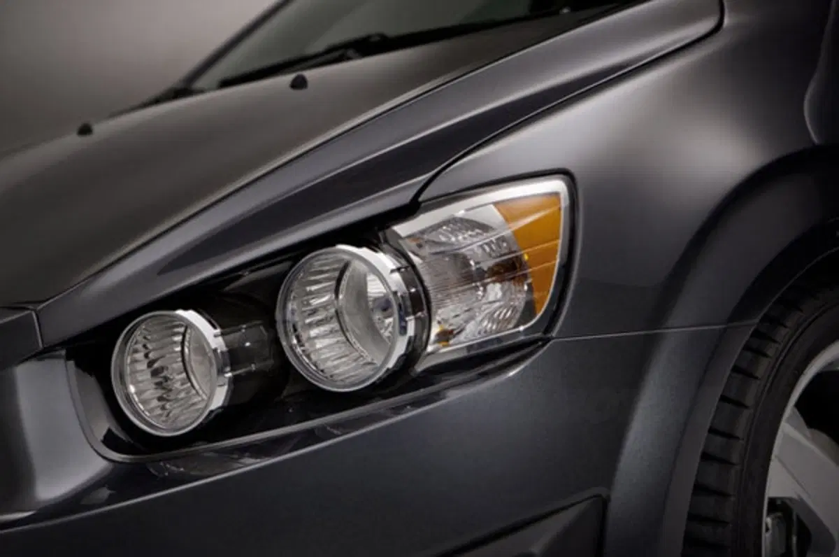 Chevrolet Aveo berlina (5)