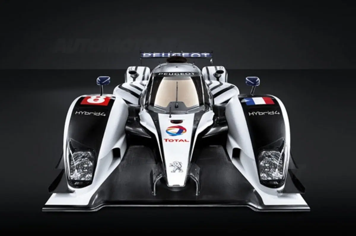 Peugeot 908 HYbrid4 2011 (3)