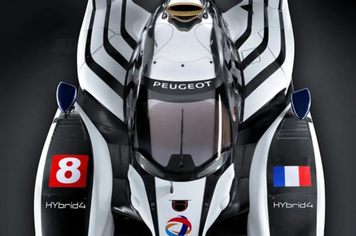 Peugeot 908 HYbrid4 2011 (5)
