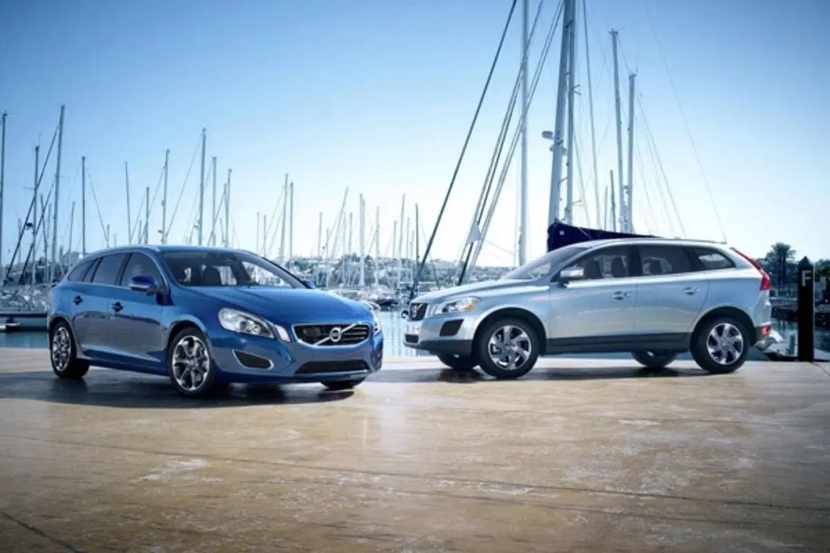 Allestimento Volvo Ocean Race per V60, XC60, XC70 e V70 (10)
