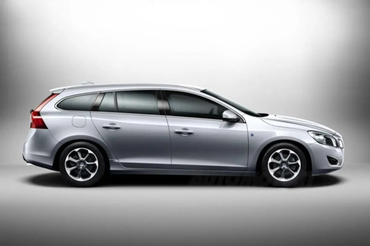 Allestimento Volvo Ocean Race per V60, XC60, XC70 e V70 (23)